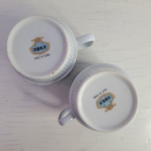 Rare Vintage Unicorn Fantasy 1960s Stacking Mugs in Blue Set of 2 - Picture 6 of 10